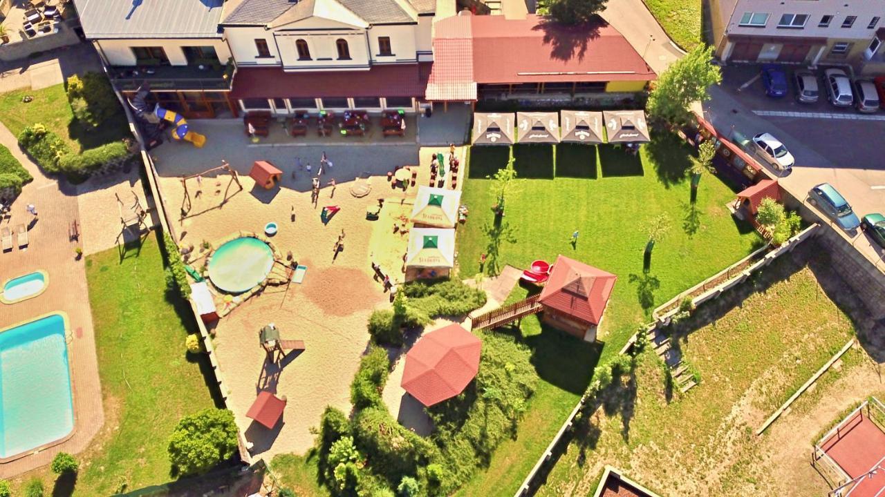 Apartmany Bejby Turnov Buitenkant foto