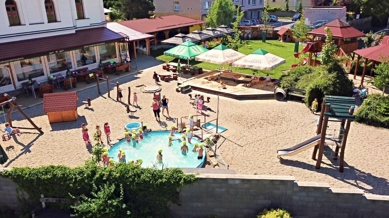 Apartmany Bejby Turnov Buitenkant foto